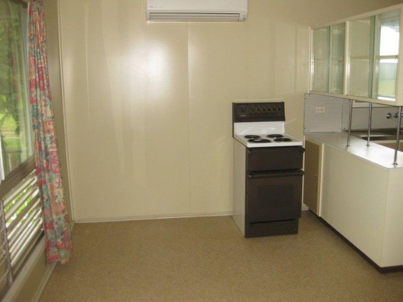 10 Connor Drive, Moranbah QLD 4744