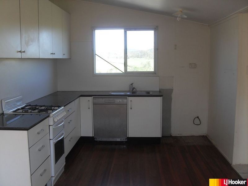 13 Miers Road, Seaforth QLD 4741