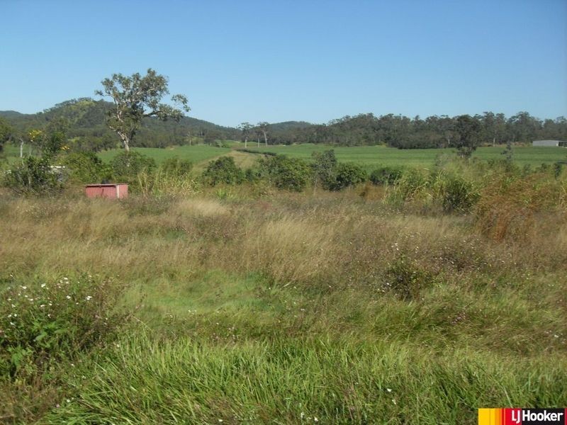 13 Miers Road, Seaforth QLD 4741