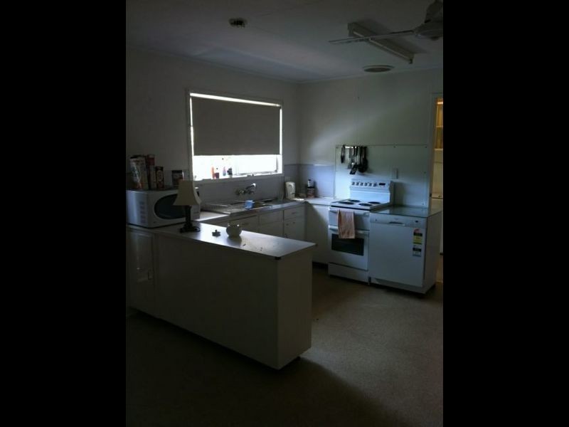 2 Cobb Court, Moranbah QLD 4744