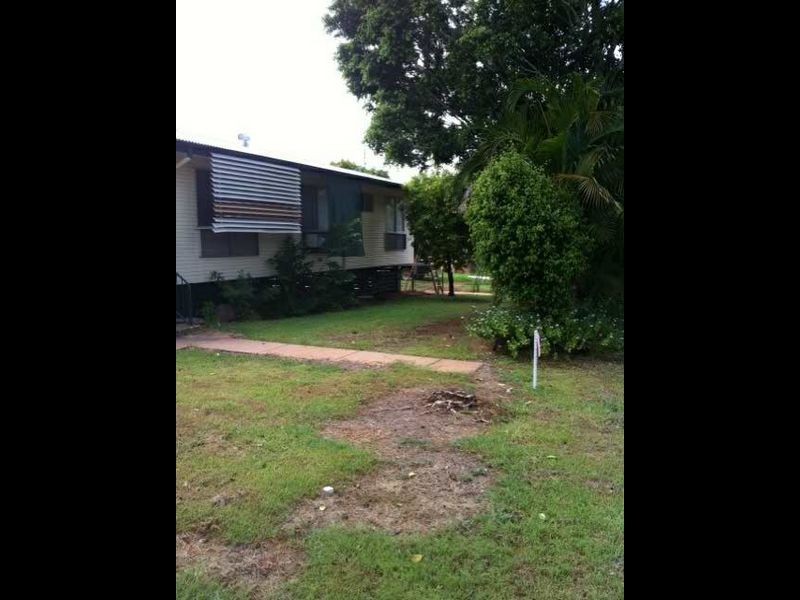 2 Cobb Court, Moranbah QLD 4744