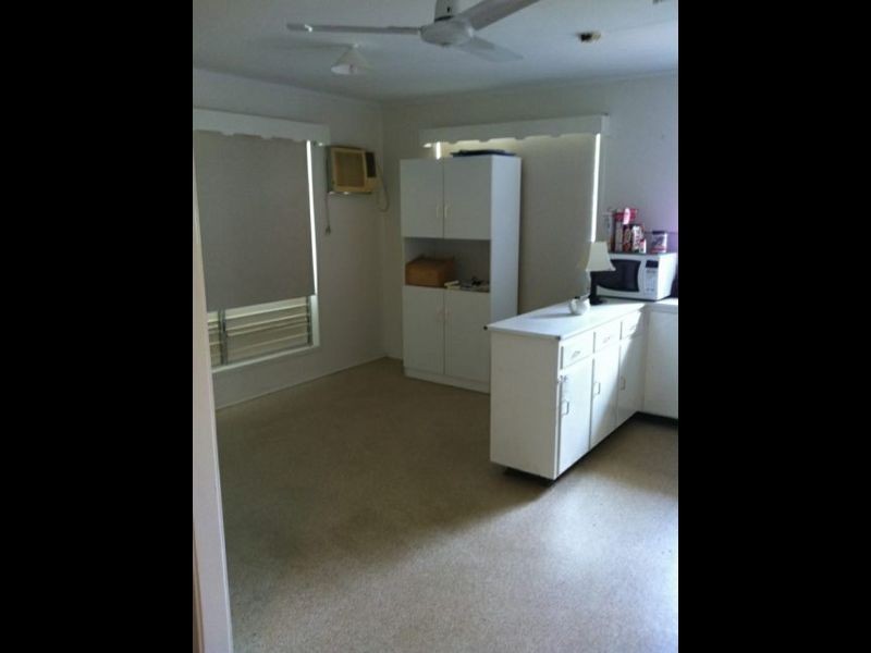 2 Cobb Court, Moranbah QLD 4744