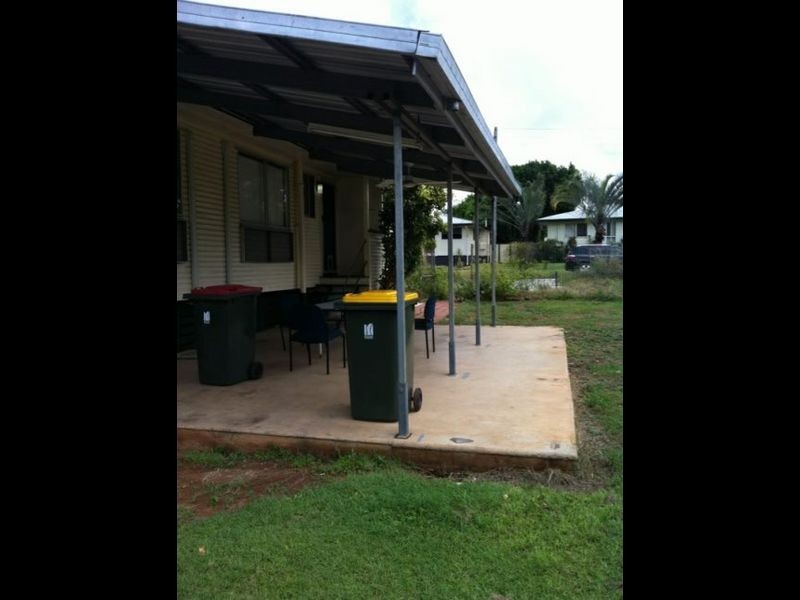 2 Cobb Court, Moranbah QLD 4744