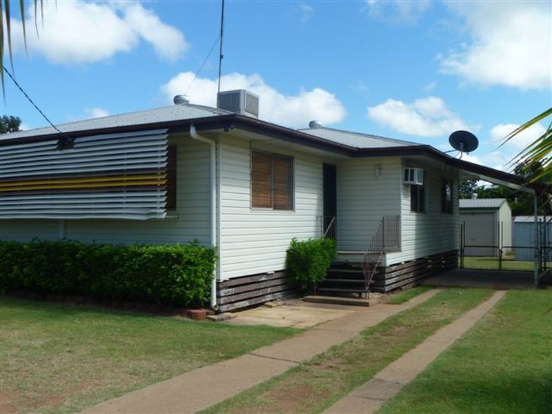 19 BELYANDO AVENUE, Moranbah QLD 4744