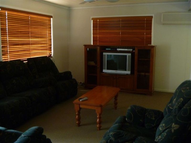 19 BELYANDO AVENUE, Moranbah QLD 4744