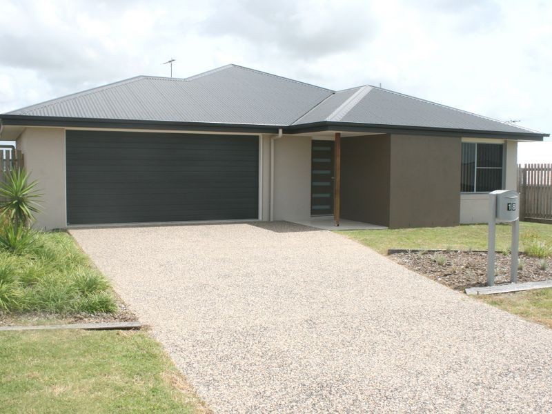 18 Hawkins Street, Bucasia QLD 4750
