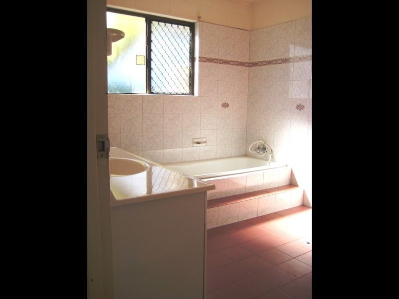 33 Grendon Street, North Mackay QLD 4740