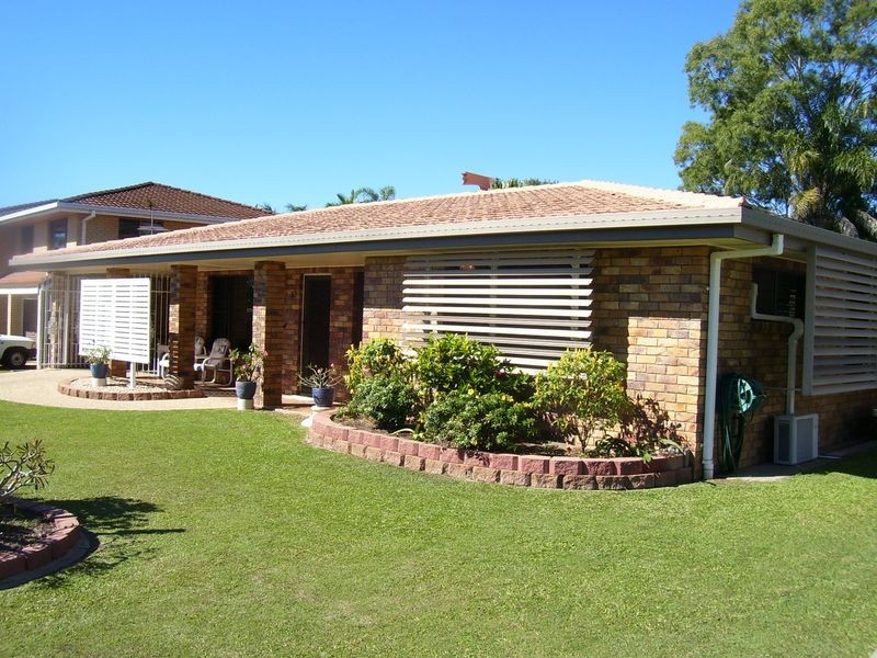 21 Les Cameron Avenue, Mount Pleasant QLD 4740