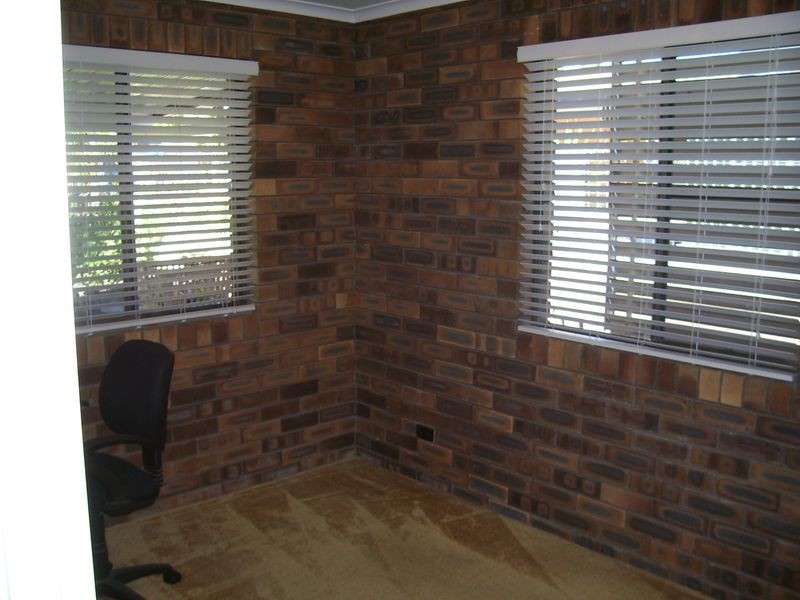 21 Les Cameron Avenue, Mount Pleasant QLD 4740