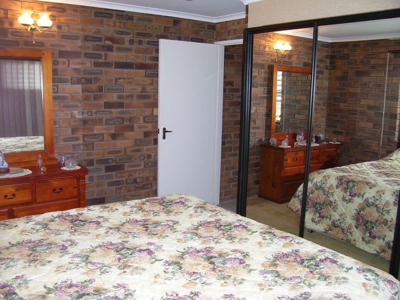 21 Les Cameron Avenue, Mount Pleasant QLD 4740