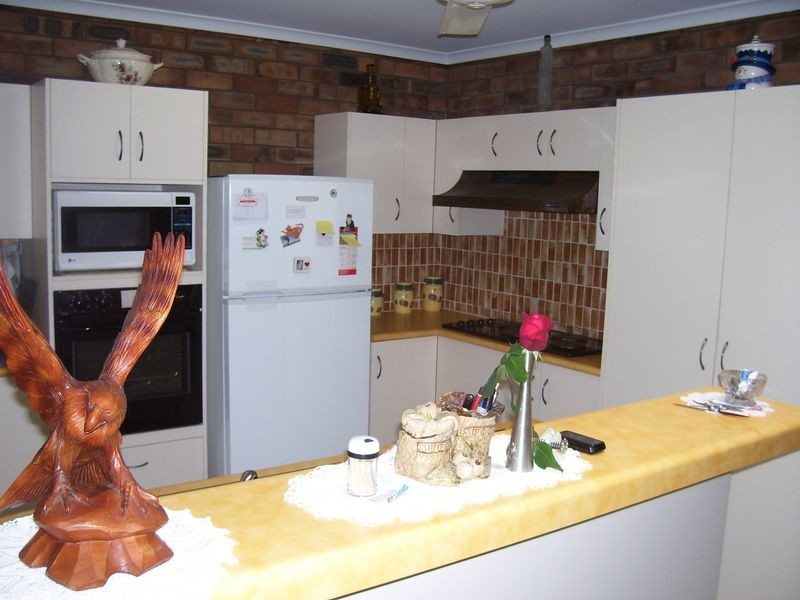 21 Les Cameron Avenue, Mount Pleasant QLD 4740