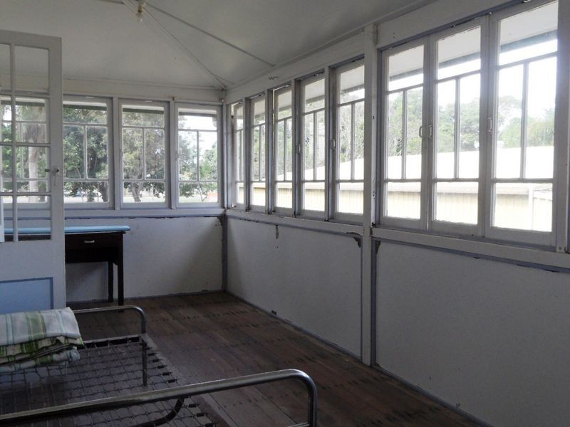 10 Victoria Street, Mirani QLD 4754