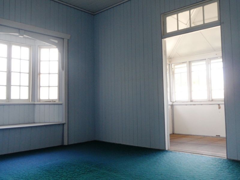 10 Victoria Street, Mirani QLD 4754