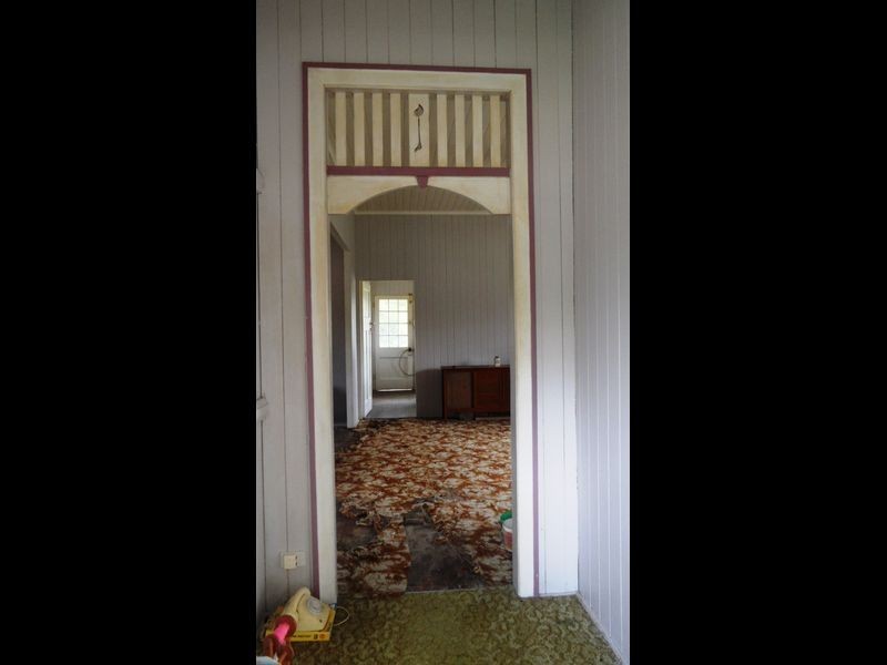 10 Victoria Street, Mirani QLD 4754