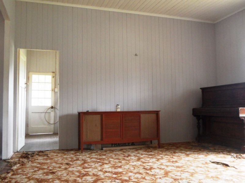 10 Victoria Street, Mirani QLD 4754