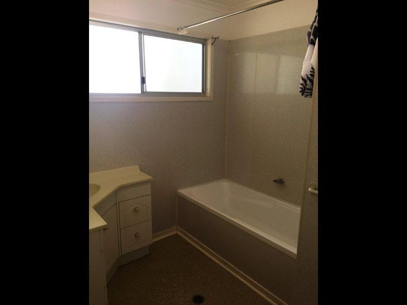 7 Maitland Street, Moranbah QLD 4744