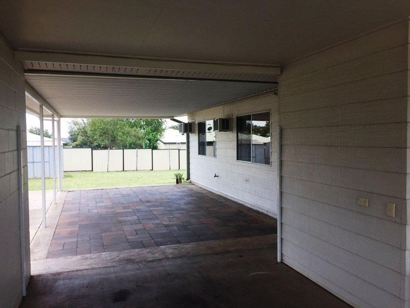 7 Maitland Street, Moranbah QLD 4744