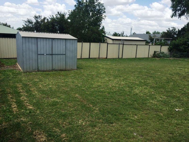 7 Maitland Street, Moranbah QLD 4744