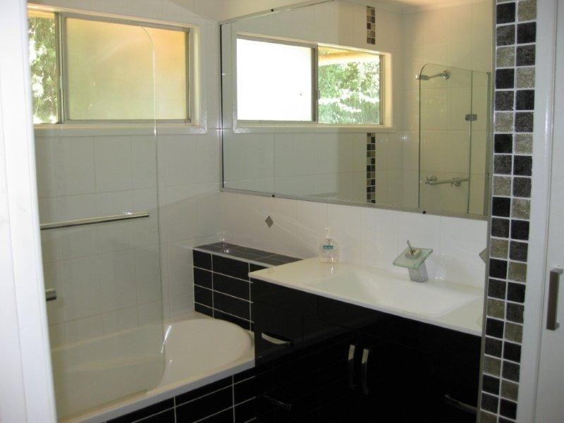 31 Forrest Drive, Moranbah QLD 4744