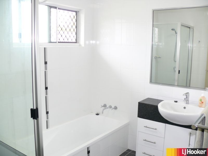 3/8 Admiral Drive, Dolphin Heads QLD 4740