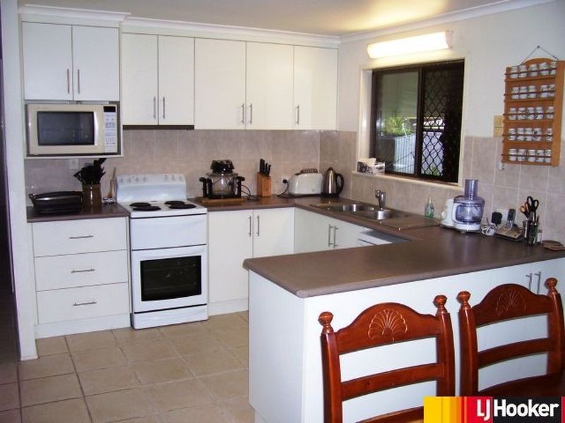 16 Hillside Terrace, Mount Pleasant QLD 4740