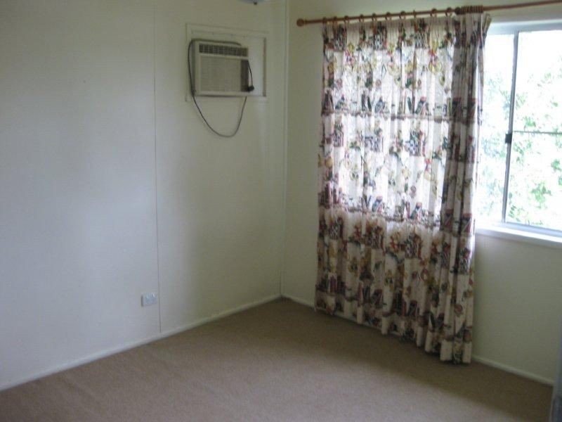 17 Flohr Drive, Moranbah QLD 4744