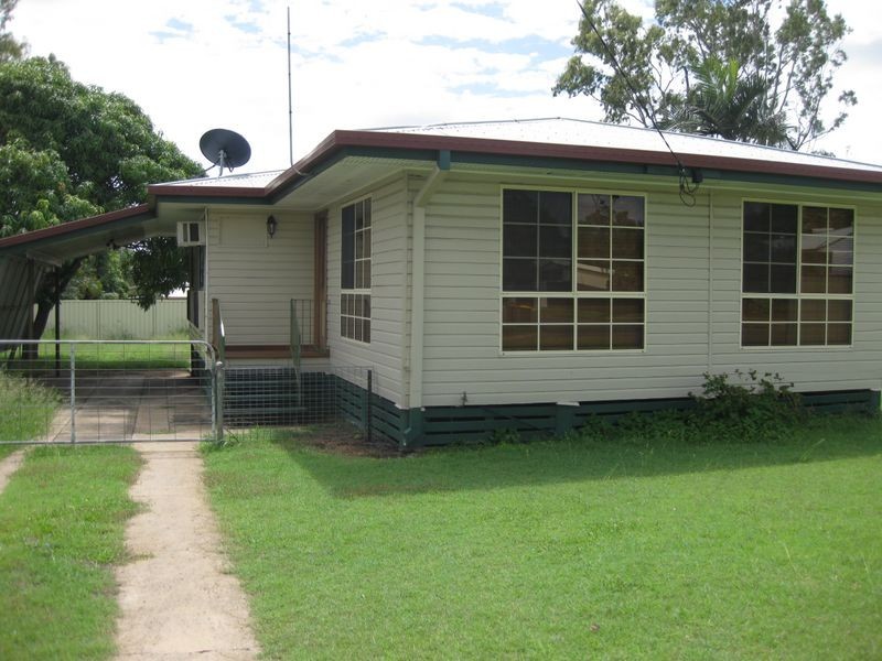 22 Leichhardt Drive, Moranbah QLD 4744