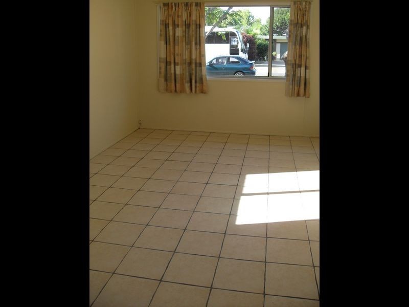 14 Quail Street, Slade Point QLD 4740