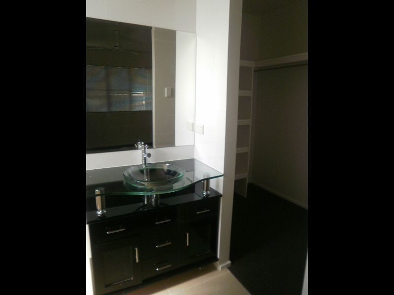 2/33 NARRABEEN STREET, Blacks Beach QLD 4740