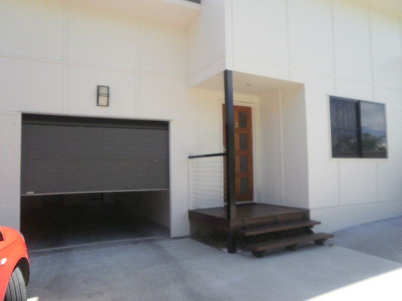 2/33 NARRABEEN STREET, Blacks Beach QLD 4740