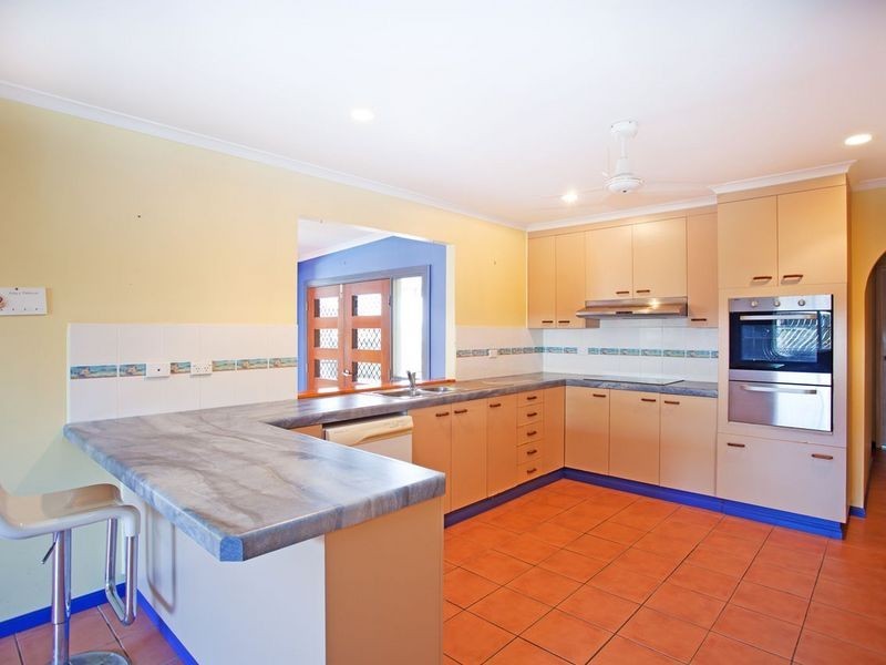 19 Beth Street, Blacks Beach QLD 4740
