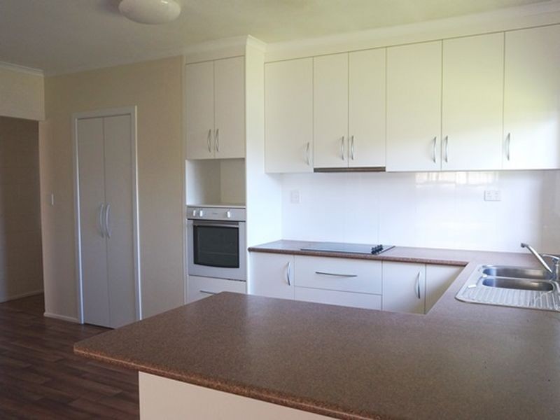 17 Van Eldik Drive, Andergrove QLD 4740