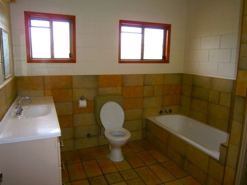 17 Van Eldik Drive, Andergrove QLD 4740