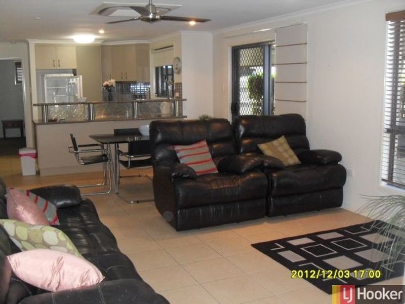 11 Angelina Avenue, Glenella QLD 4740