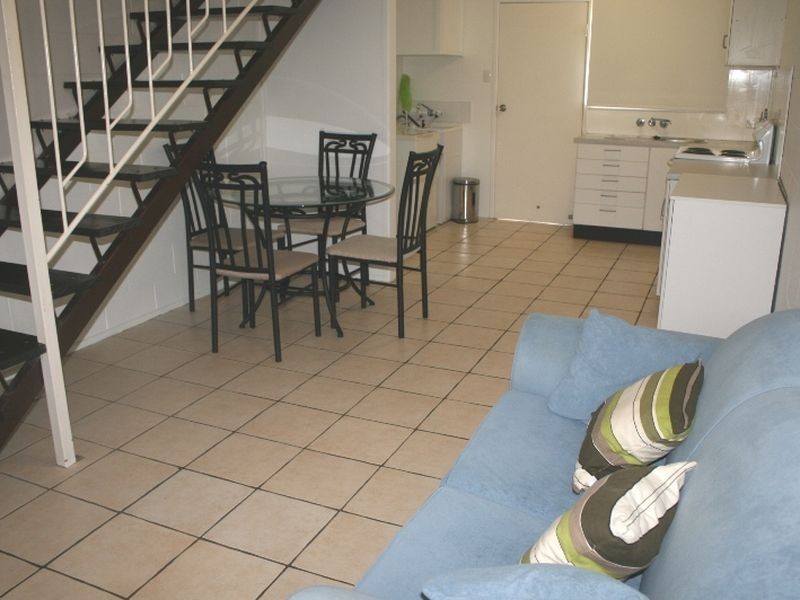 1/18 Tay Street, Mackay QLD 4740