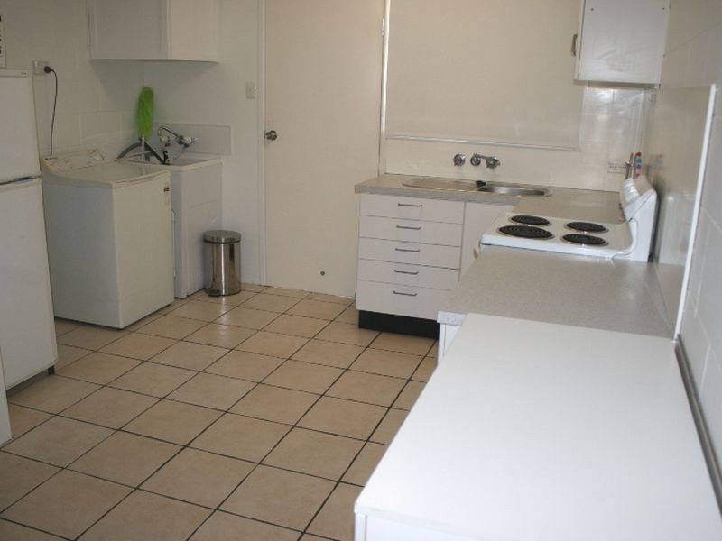 1/18 Tay Street, Mackay QLD 4740
