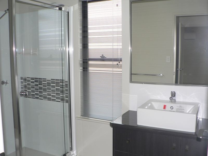 44 SONORAN STREET, Rural View QLD 4740