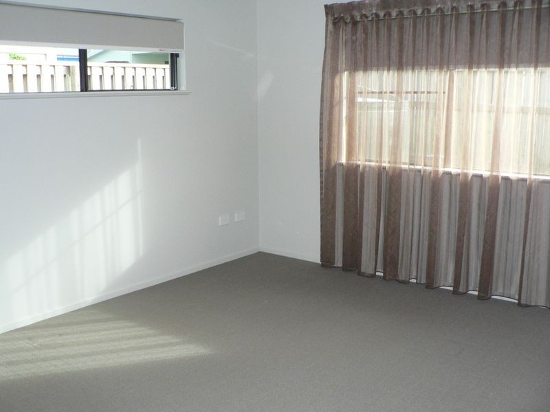 44 SONORAN STREET, Rural View QLD 4740