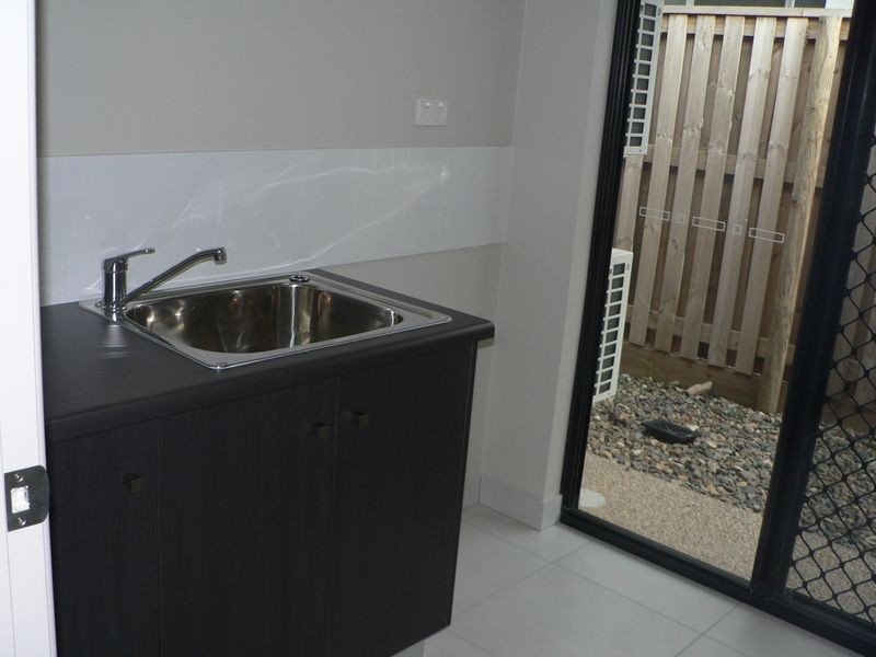 44 SONORAN STREET, Rural View QLD 4740