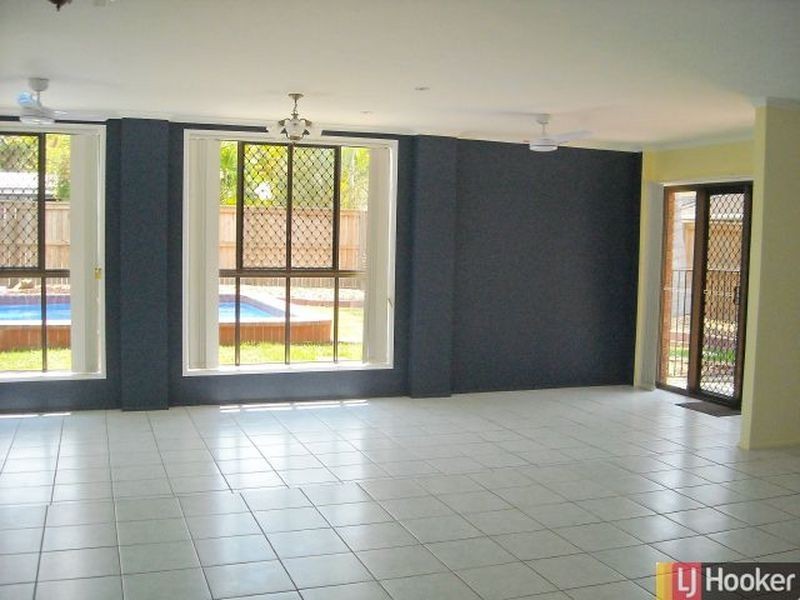 3 Crispin Drive, Mount Pleasant QLD 4740