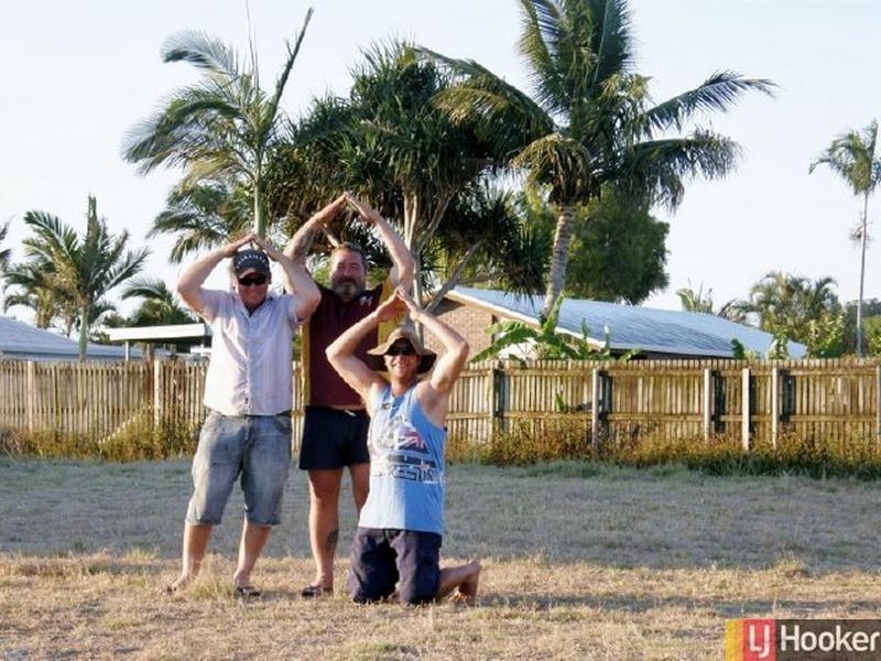 4 Burge Court, Glenella QLD 4740