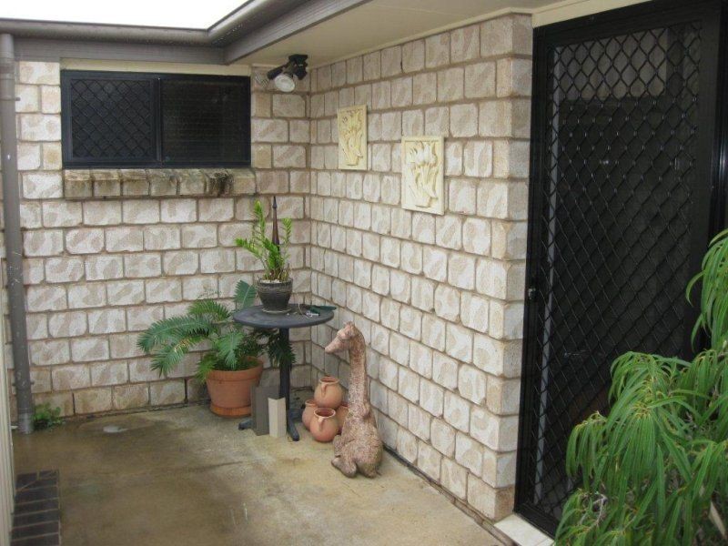 100 Clements Street, Moranbah QLD 4744