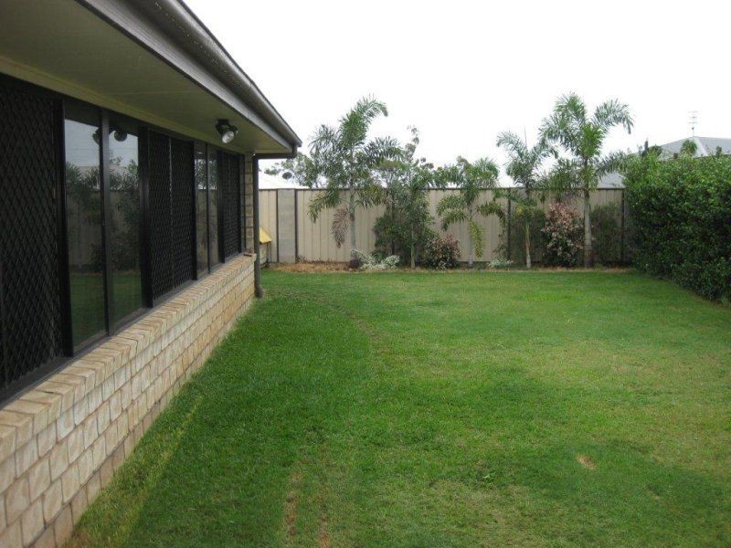 100 Clements Street, Moranbah QLD 4744