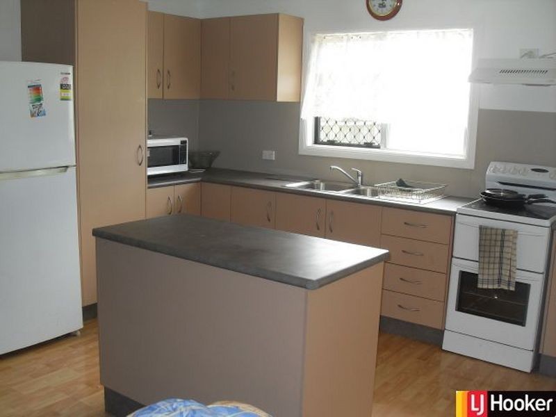 27 Main Street, Bakers Creek QLD 4740