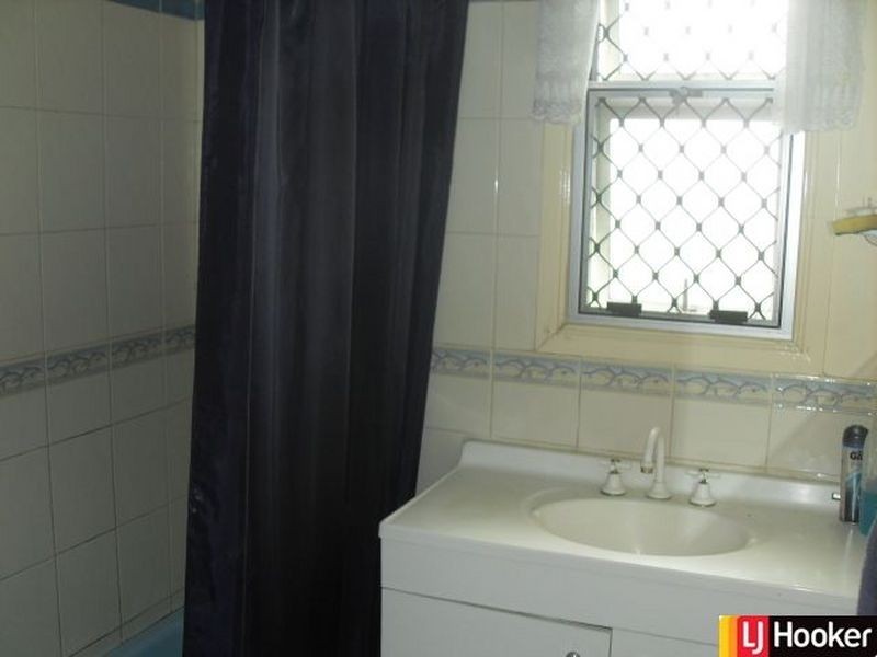 27 Main Street, Bakers Creek QLD 4740