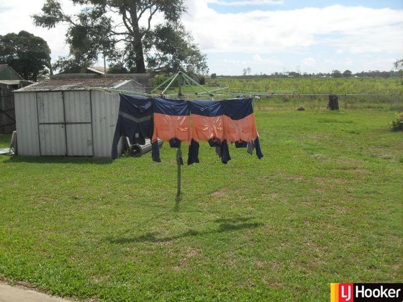 27 Main Street, Bakers Creek QLD 4740