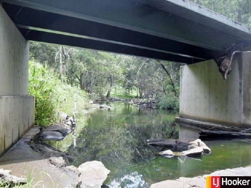 180 Middle Creek Road, Sarina QLD 4737