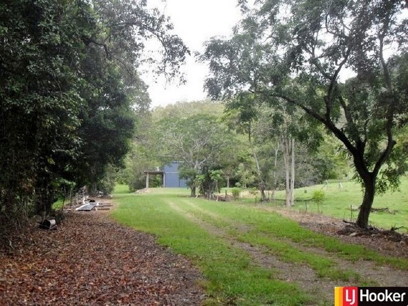 180 Middle Creek Road, Sarina QLD 4737