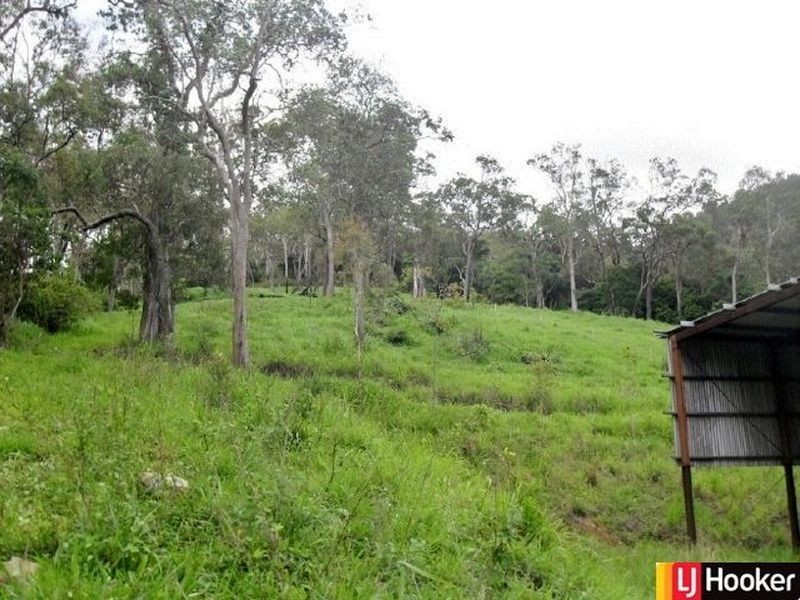 180 Middle Creek Road, Sarina QLD 4737