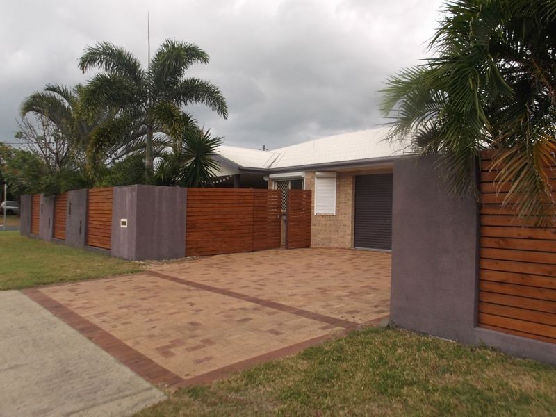 27 PELICAN STREET, Slade Point QLD 4740